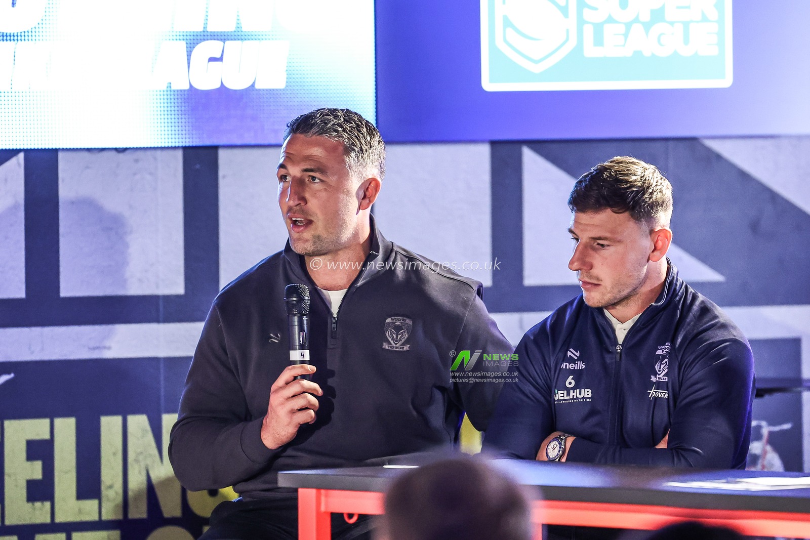 Sam Burgess Head Coach and George Williams of Warrington Wolves chats about the game scheduled to be played in Las Vegas during the 2025 Betfred Super League season launch at Co-op Live, Manchester, United Kingdom, 5th February 2025

(Photo by Mark Cosgrove/News Images)