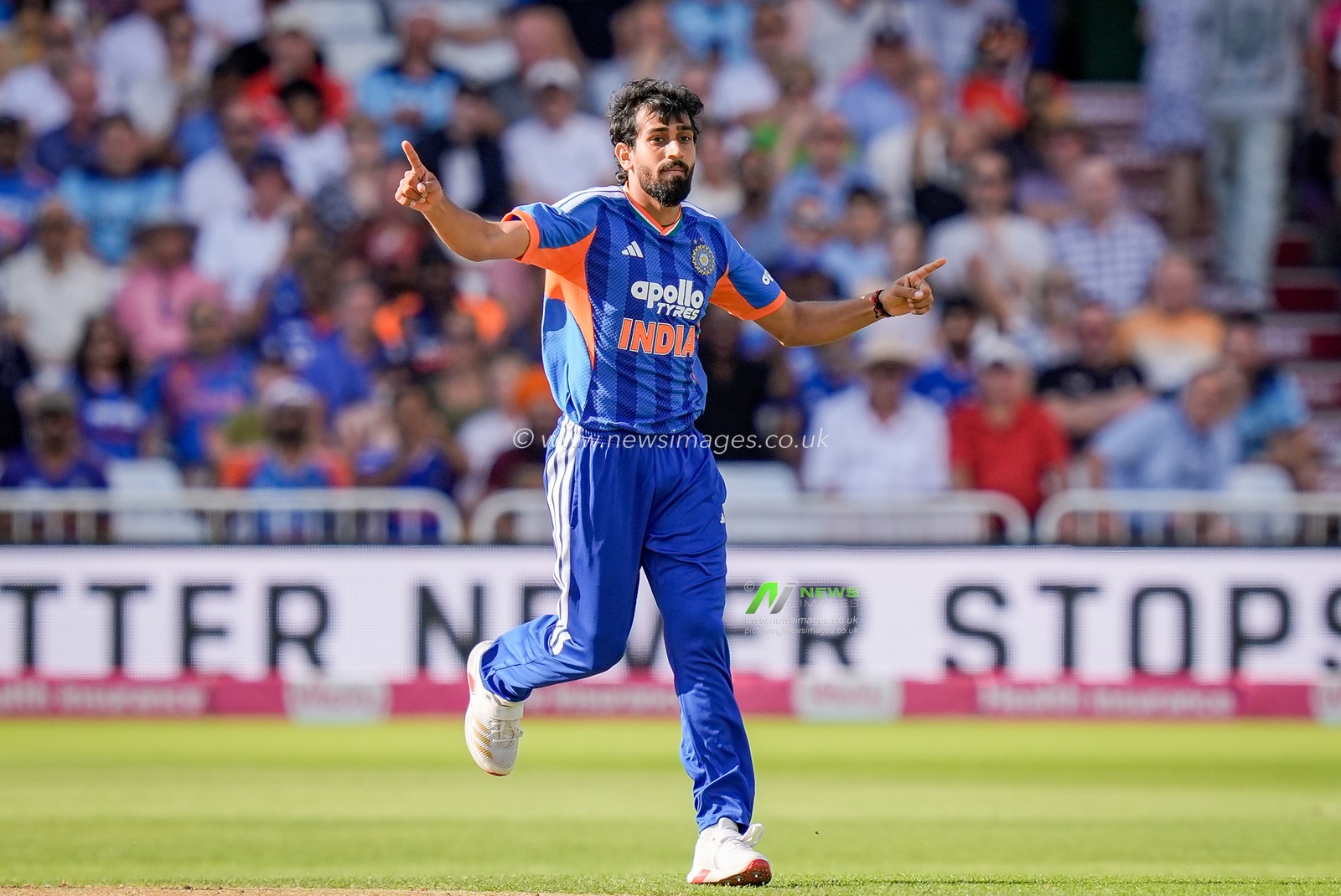 Prince Yadav of India celebrates the wicket of Jos Buttler of England during the Third Vitality T20 International match England vs India at Trent Bridge, Nottingham, United Kingdom on 07 July 2026

(Photo by Maynard Manyowa/News Images)