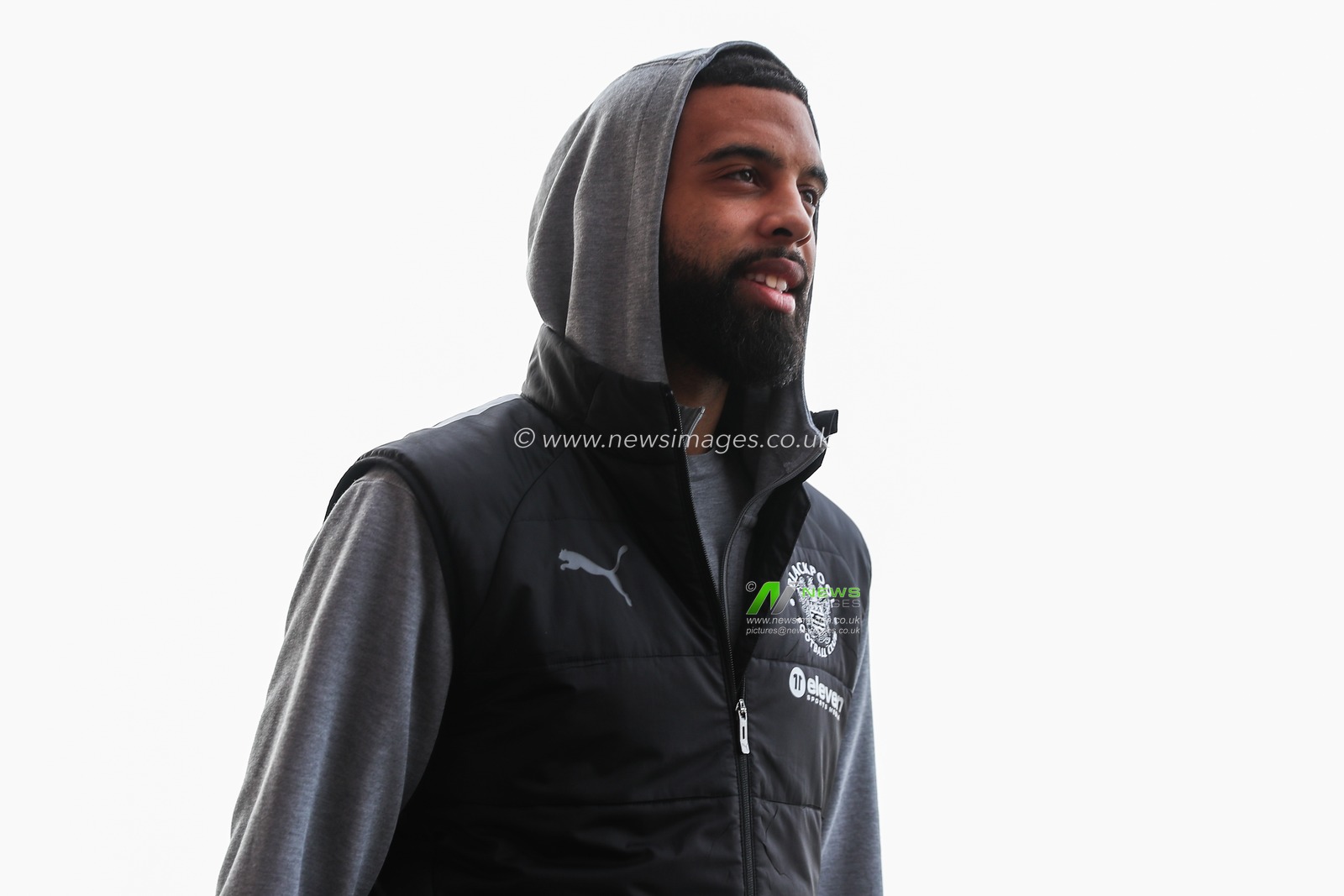CJ Hamilton of Blackpool arrives ahead of the Sky Bet League 1 match Exeter City vs Blackpool at St James' Park, Exeter, United Kingdom, 25th January 2025

(Photo by Gareth Evans/News Images)