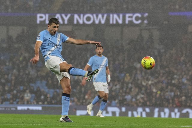 Ruben Dias of Manchester City shoots on goal during the Premier League match Manchester City vs Fulham at Etihad Stadium, Manchester, United Kingdom on 11 February 2026

(Photo by Mark Cosgrove/News Images)