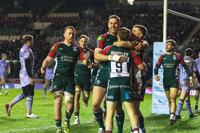  Freddie Steward of Leicester Tigers celebrates with  Tom Whiteley of Leicester Tigers after scoring a try during the Gallagher Premiership match Leicester Tigers vs Gloucester Rugby at Mattioli Woods Welford Road Stadium, Leicester, United Kingdom, 19th December 2025

(Photo by Craig Evans/News Images)

*** GER AUT SUI OUT ***