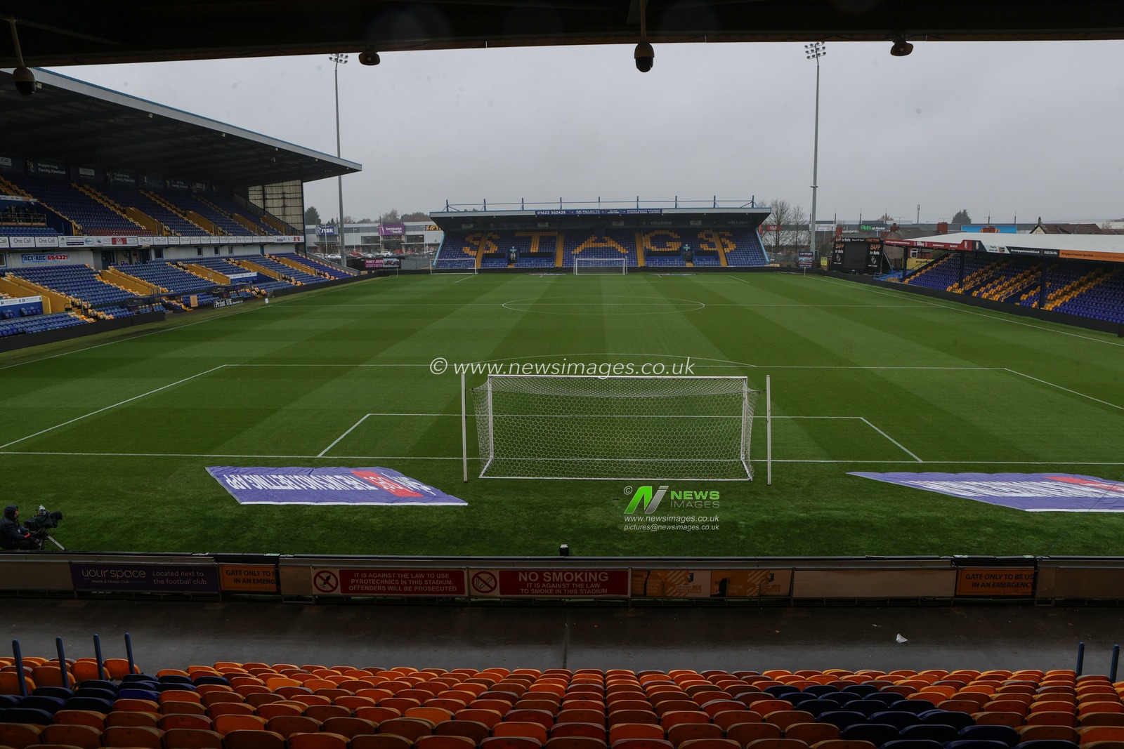 during the Sky Bet League 1 match Mansfield Town vs Huddersfield Town at One Call Stadium, Mansfield, United Kingdom, 22nd November 2025

(Photo by Richard Bierton/News Images)

*** GER AUT SUI OUT ***