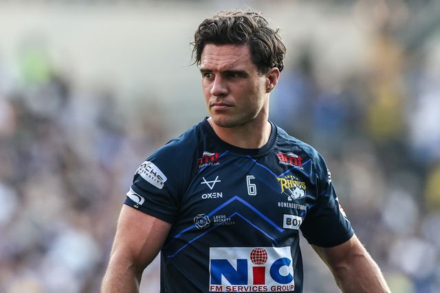 Brodie Croft of Leeds Rhinos in the pre-game warm up during the Betfred Super League round 16 match Leeds Rhinos vs Hull KR at AMT Headingley Stadium, Leeds, United Kingdom on 26 June 2026

(Photo by Alfie Cosgrove/News Images)