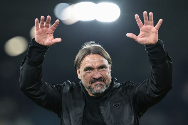 Daniel Farke manager of Leeds United celebrates the 3-1 win with the fans as Leeds United guarantee their safety in the Premier League during the Premier League match Leeds United vs Burnley at Elland Road, Leeds, United Kingdom on 01 May 2026

(Photo by Mark Cosgrove/News Images)