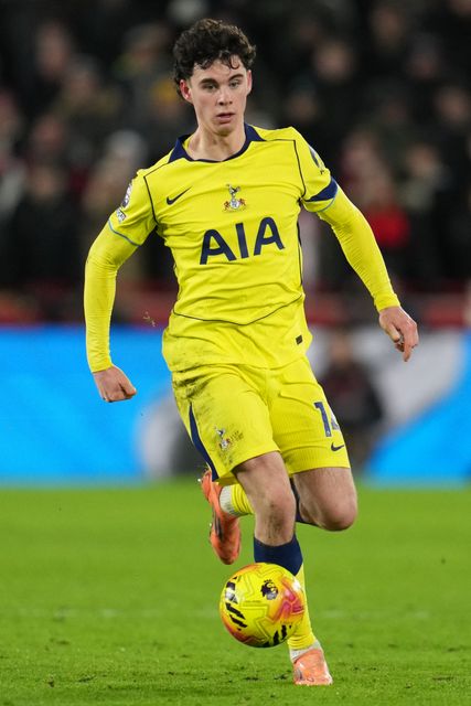 Archie Gray of Tottenham Hotspur during the Premier League match Brentford vs Tottenham Hotspur at The Gtech Community Stadium, London, United Kingdom, 1st January 2026

(Photo by Harvey Murphy/News Images)

*** GER AUT SUI OUT ***