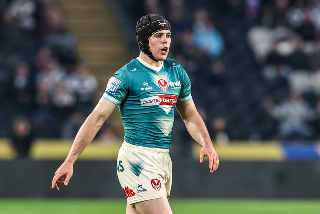 George Whitby of St Helens during the Betfred Super League round 8 match Hull FC vs St Helens at MKM Stadium, Hull, United Kingdom on 16 April 2026

(Photo by Alfie Cosgrove/News Images)