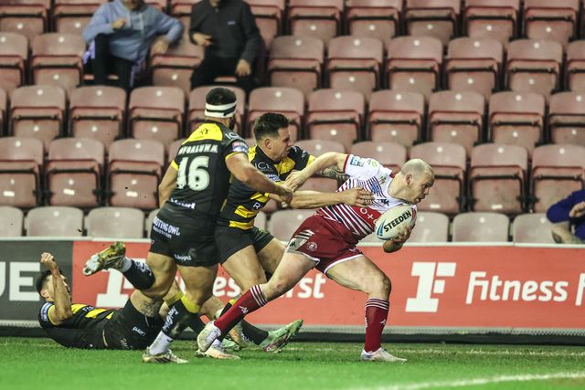 Liam Marshall of Wigan Warriors goes over for a try during the Betfred Super League round 5 match Wigan Warriors vs York Knights at The Brick Community Stadium, Wigan, United Kingdom on 19 March 2026

(Photo by Alfie Cosgrove/News Images)