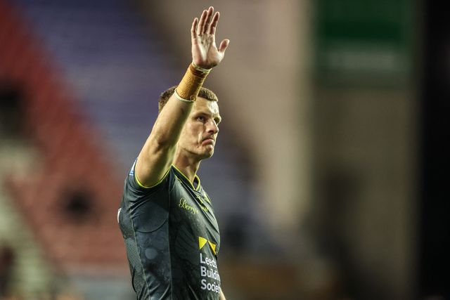 Ash Handley of Leeds Rhinos waves to the fans after the game during the Betfred Super League round 11 match Wigan Warriors vs Leeds Rhinos at The Brick Community Stadium, Wigan, United Kingdom on 15 May 2026

(Photo by Alfie Cosgrove/News Images)