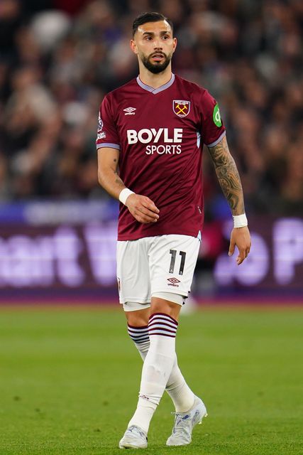 Valentin Castellanos of West Ham United during the Premier League match West Ham United vs Wolverhampton Wanderers at London Stadium, London, United Kingdom on 10 April 2026

(Photo by Harvey Murphy/News Images)