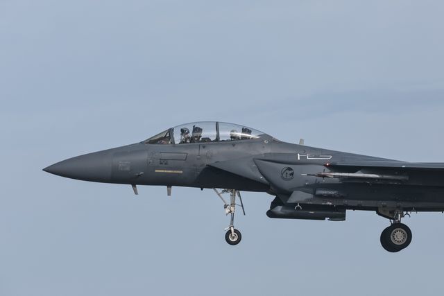 RAF Lakenheath milliarty takeoffs and landings