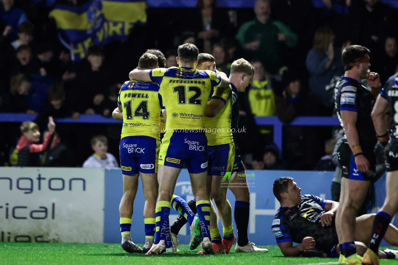 Stefan Ratchford of Warrington Wolves celebrates his try during the Betfred Super League Round 6 match Warrington Wolves vs Leeds Rhinos at Halliwell Jones Stadium, Warrington, United Kingdom, 28th March 2025

(Photo by Mark Cosgrove/News Images)