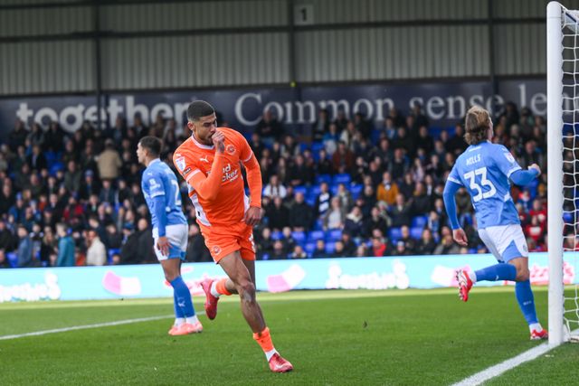 Ashley Fletcher of Blackpool celebrates his goal to make it  0-1 during the Sky Bet League 1 match Stockport County vs Blackpool at Edgeley Park Stadium, Stockport, United Kingdom, 1st March 2025

(Photo by Craig Thomas/News Images)