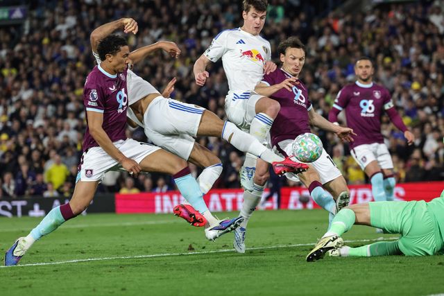 Dominic Calvert-Lewin of Leeds United scores to make it 3-0 during the Premier League match Leeds United vs Burnley at Elland Road, Leeds, United Kingdom on 01 May 2026

(Photo by Mark Cosgrove/News Images)