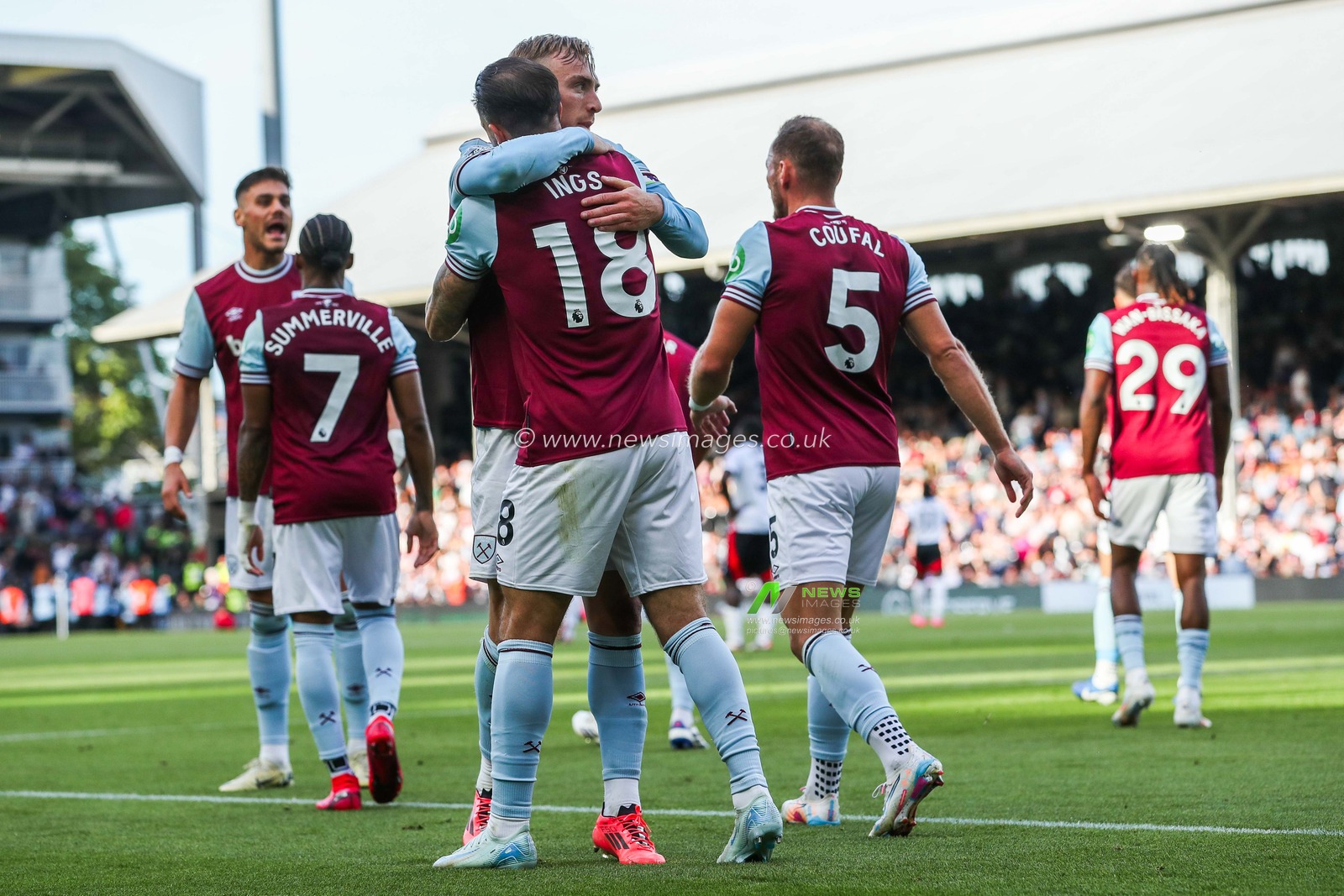 Danny Ings of West Ham United celebrates with Jarrod Bowen after scoring the team's first goal to make the score 1-1 during the Premier League match Fulham vs West Ham United at Craven Cottage, London, United Kingdom, 14th September 2024

(Photo by Izzy Poles/News Images)
