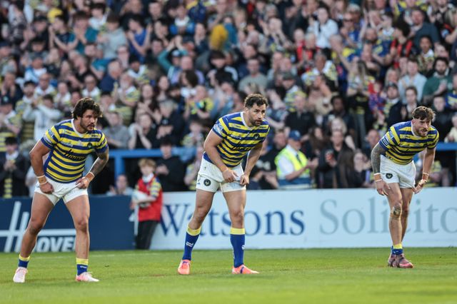 James Bentley of Warrington Wolves Toby King of Warrington Wolves Matty Ashton of Warrington Wolves look on during the Betfred Super League round 9 match Warrington Wolves vs Wigan Warriors at The Halliwell Jones Stadium, Warrington, United Kingdom on 24 April 2026

(Photo by Mark Cosgrove/News Images)