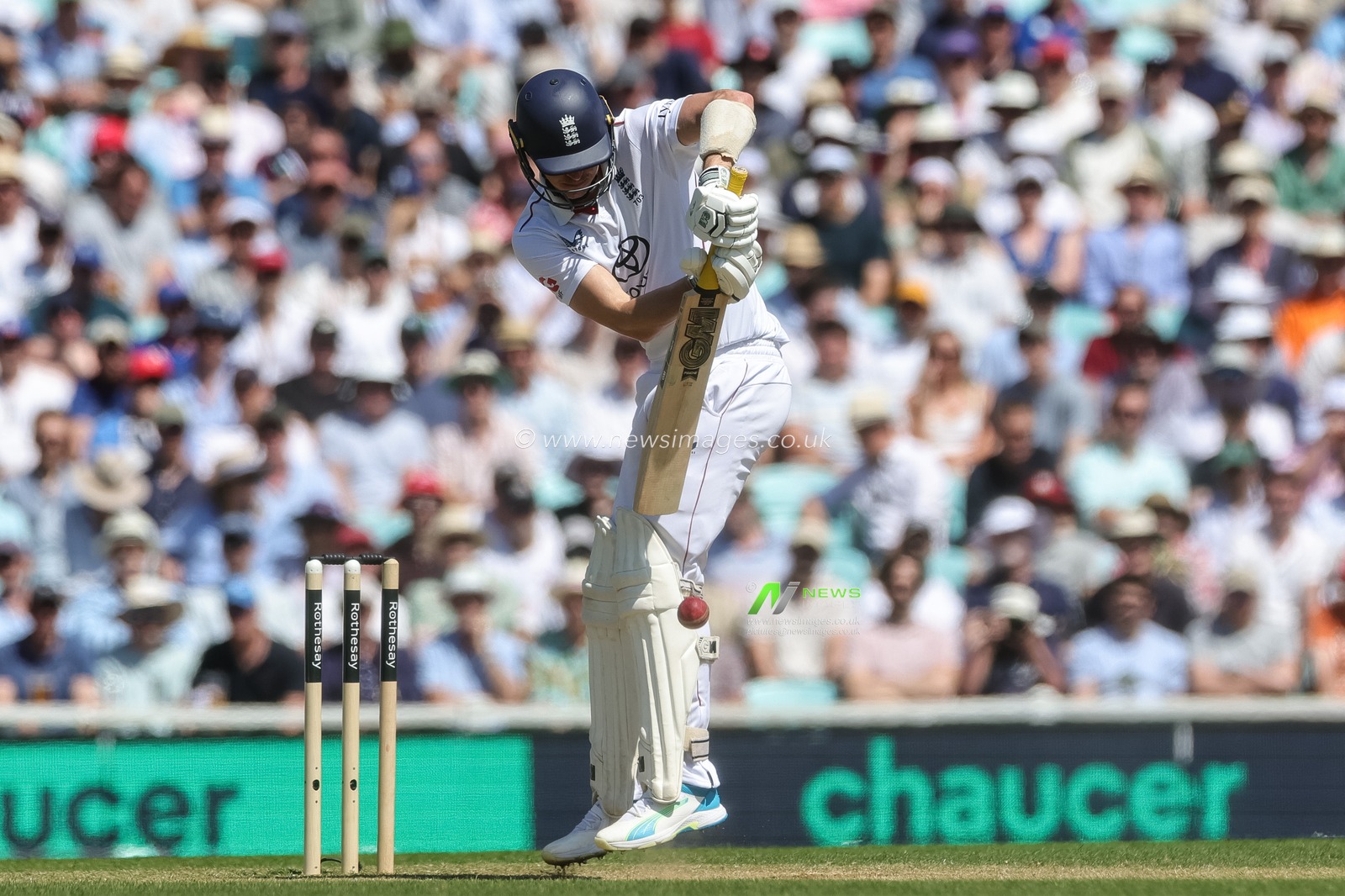 Matthew Fisher of England plays a safety shot during the 2nd Rothesay Test Match Day 3 match England vs New Zealand at The Kia Oval, London, United Kingdom on 19 June 2026

(Photo by Mark Cosgrove/News Images)