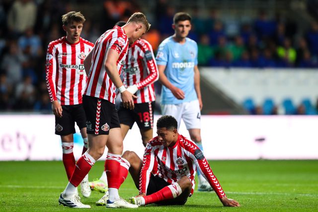 Jobe Bellingham of Sunderland goes down injured during the Sky Bet Championship Palyoff Semi-final match Coventry City vs Sunderland at Coventry Building Society Arena, Coventry, United Kingdom, 9th May 2025

(Photo by Gareth Evans/News Images)
