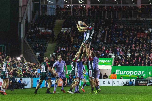 Harry Wells of Leicester Tigers wins a lineout during the Gallagher Premiership match Leicester Tigers vs Gloucester Rugby at Mattioli Woods Welford Road Stadium, Leicester, United Kingdom, 19th December 2025

(Photo by Craig Evans/News Images)

*** GER AUT SUI OUT ***