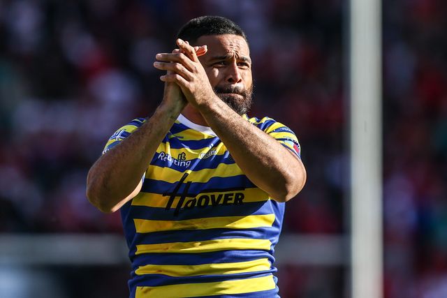 Toafofoa Sipley of Warrington Wolves applauds the fans after the game during the Betfred Challenge Cup Semi-Finals match Warrington Wolves vs Hull KR at Eco-Power Stadium, Doncaster, United Kingdom on 10 May 2026

(Photo by Alfie Cosgrove/News Images)