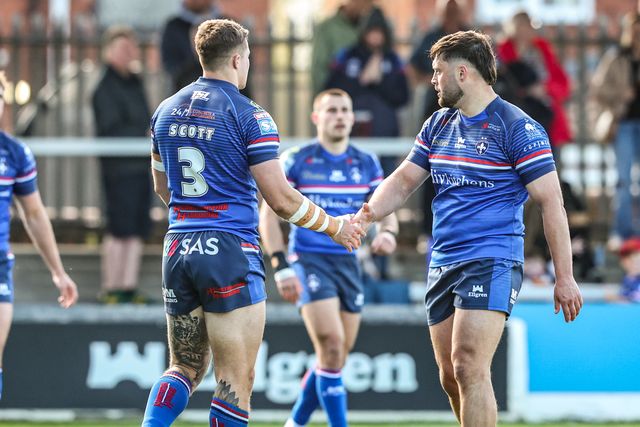 Cameron Scott of Wakefield Trinity celebrates his try during the Betfred Super League round 8 match Wakefield Trinity vs Bradford Bulls at DIY Kitchens Stadium, Wakefield, United Kingdom on 18 April 2026

(Photo by Alfie Cosgrove/News Images)