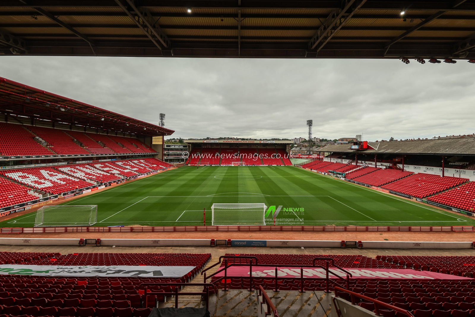A general view of Oakwell ahead of the Sky Bet League One match Barnsley vs Bromley at Oakwell, Barnsley, United Kingdom on 15 August 2026

(Photo by Alfie Cosgrove/News Images)