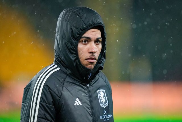 Morgan Rogers of Aston Villa inspects the pitch prior to kick off during the Premier League match Wolverhampton Wanderers vs Aston Villa at Molineux, Wolverhampton, United Kingdom on 27 February 2026

(Photo by Maynard Manyowa/News Images)