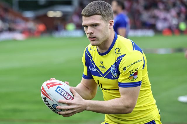 Jake Thewlis of Warrington Wolves in the pre-game warm up during the Betfred Super League Round 20 Leigh Leopards vs Warrington Wolves at Leigh Sports Village, Leigh, United Kingdom, 1st August 2025

(Photo by Mark Cosgrove/News Images)