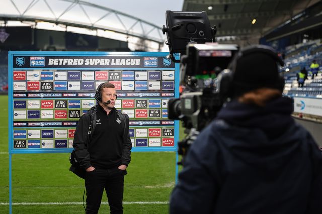Luke Robinson head coach of Huddersfield Giants speaks to Sky Sports Rugby League in the post match live TV broadcast during the Betfred Super League Round 4 match Huddersfield Giants vs Hull KR at Accu Stadium, Huddersfield, United Kingdom on 08 March 2026

(Photo by Mark Cosgrove/News Images)