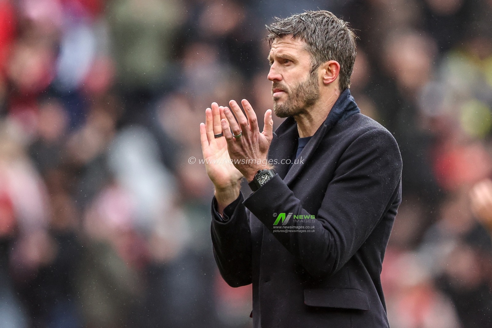 Michael Carrick manager of Manchester United applauds the fans after the game during the Premier League match Sunderland vs Manchester United at Stadium Of Light, Sunderland, United Kingdom on 09 May 2026

(Photo by Alfie Cosgrove/News Images)