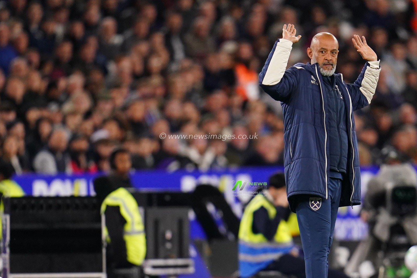 Nuno Espirito Santo manager of West Ham United during the Premier League match West Ham United vs Wolverhampton Wanderers at London Stadium, London, United Kingdom on 10 April 2026

(Photo by Harvey Murphy/News Images)