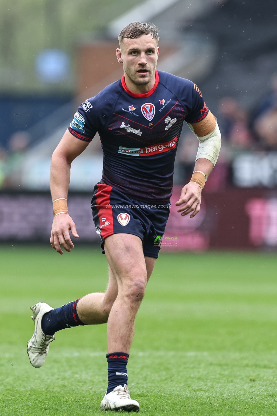 Matty Lees of St. Helens during the Betfred Super League Round 8 match Wigan Warriors vs St Helens at The Brick Community Stadium, Wigan, United Kingdom, 18th April 2025

(Photo by Mark Cosgrove/News Images)