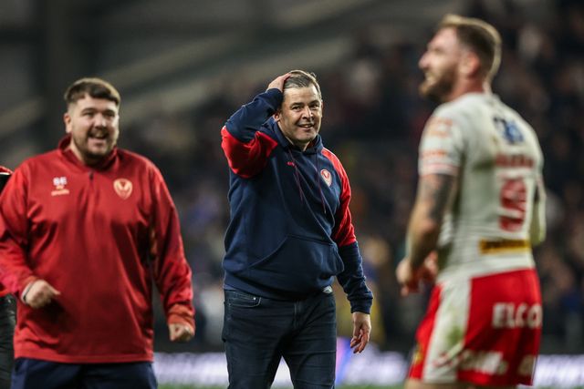 Paul Wellens Head Coach of St. Helens and his team celebrate the win during the Betfred Super League play-off Eliminator 1 match Leeds Rhinos vs St Helens at Headingley Stadium, Leeds, United Kingdom, 27th September 2025

(Photo by Alfie Cosgrove/News Images)