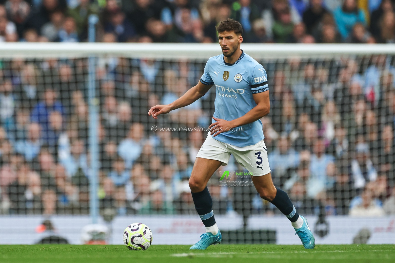 RÃºben Dias of Manchester City during the Premier League match Manchester City vs Arsenal at Etihad Stadium, Manchester, United Kingdom, 22nd September 2024

(Photo by Mark Cosgrove/News Images)