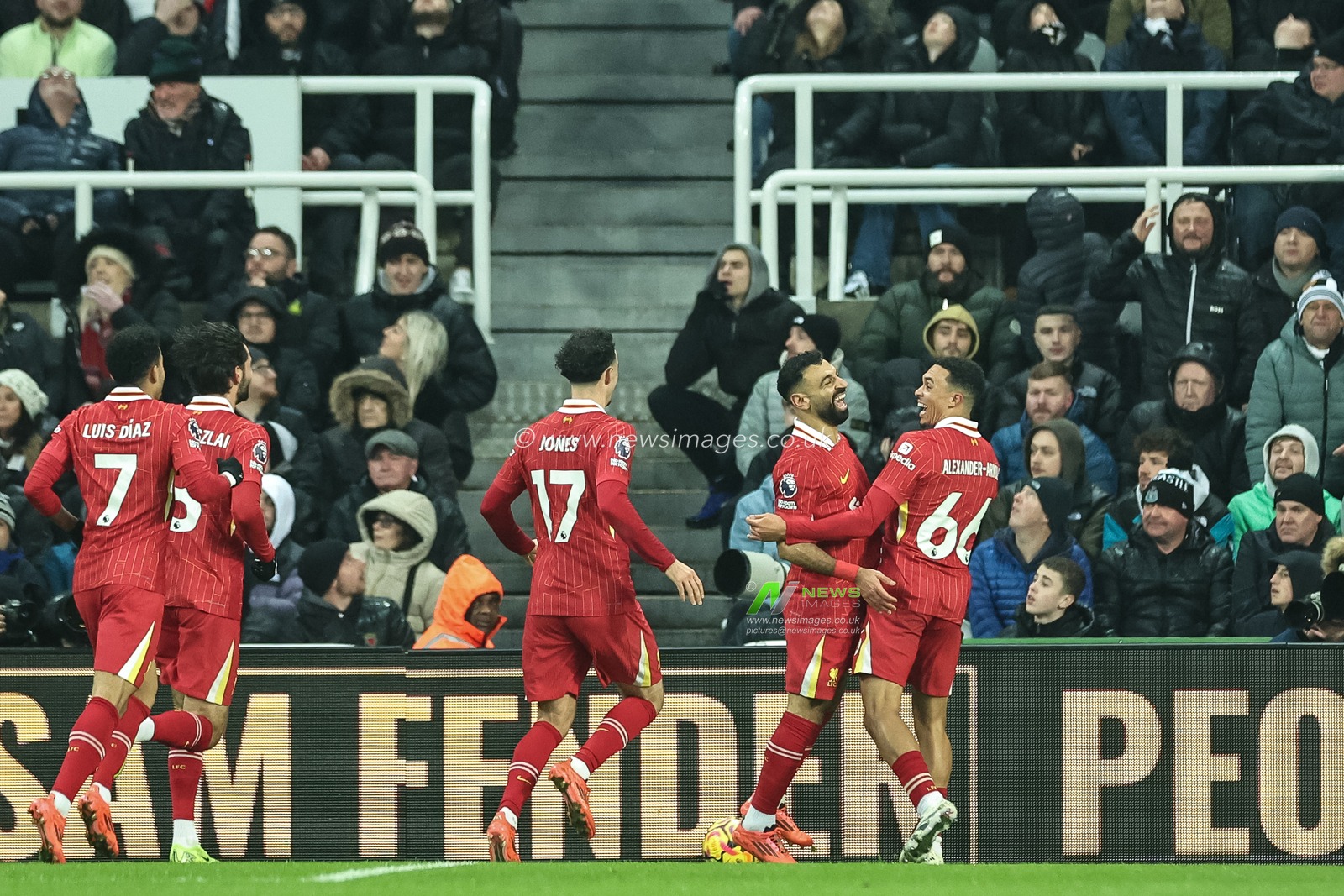 Mohamed Salah of Liverpool celebrates his goal to make it 2-3 during the Premier League match Newcastle United vs Liverpool at St. James' Park, Newcastle, United Kingdom, 4th December 2024

(Photo by Mark Cosgrove/News Images)