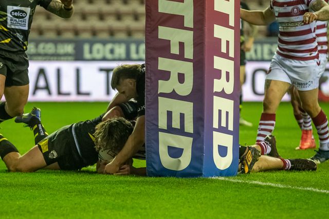 Betfred Challenge Cup Wigan Warriors v Salford Red Devils