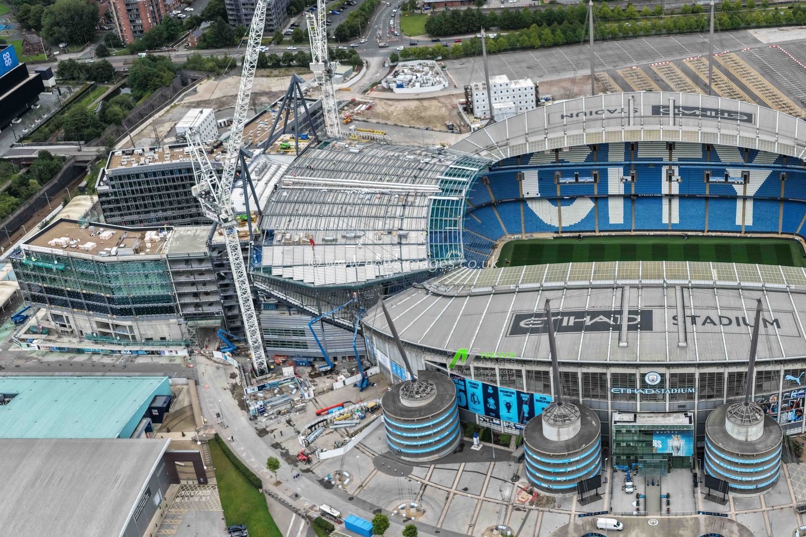 The North Stand of the Etihad Stadium is presently being expanded as part of a major redevelopment project, boosting the stadium’s capacity to over 60,000. This £300 million development also features a 3,000-seat fan zone, a new club shop, a 400-room hotel, and a museum. The construction is scheduled for completion ahead of the 2025/26 Premier League season at Etihad Stadium, Manchester, United Kingdom, 31st July 2025

(Photo by Mark Cosgrove/News Images)