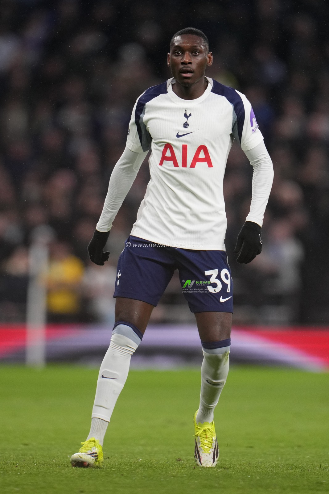 Randal Kolo Muani of Tottenham Hotspur during the Premier League match Tottenham Hotspur vs Manchester City at Tottenham Hotspur Stadium, London, United Kingdom, 1st February 2026

(Photo by Harvey Murphy/News Images)