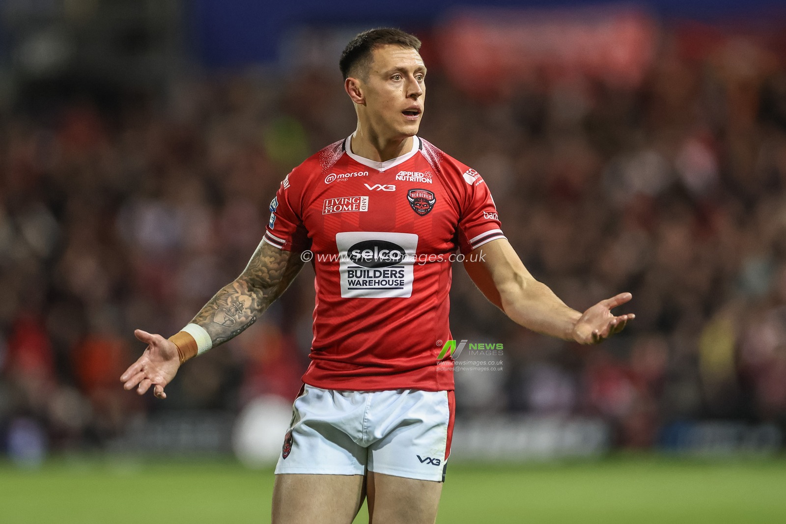 Deon Cross of Salford Red Devils reacts with the line official during the Betfred Super League play-off Eliminator 1 Salford Red Devils v Leigh Leopards at Salford Community Stadium, Eccles, United Kingdom, 27th September 2024

(Photo by Mark Cosgrove/News Images)