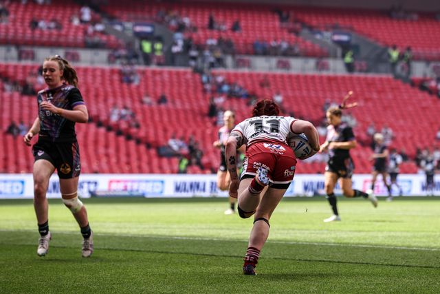 Eva Hunter goes over for a try during the Betfred Women's Challenge Cup Final Wigan Warriors vs St Helens at Wembley Stadium, London, United Kingdom on 30 May 2026

(Photo by Alfie Cosgrove/News Images)
