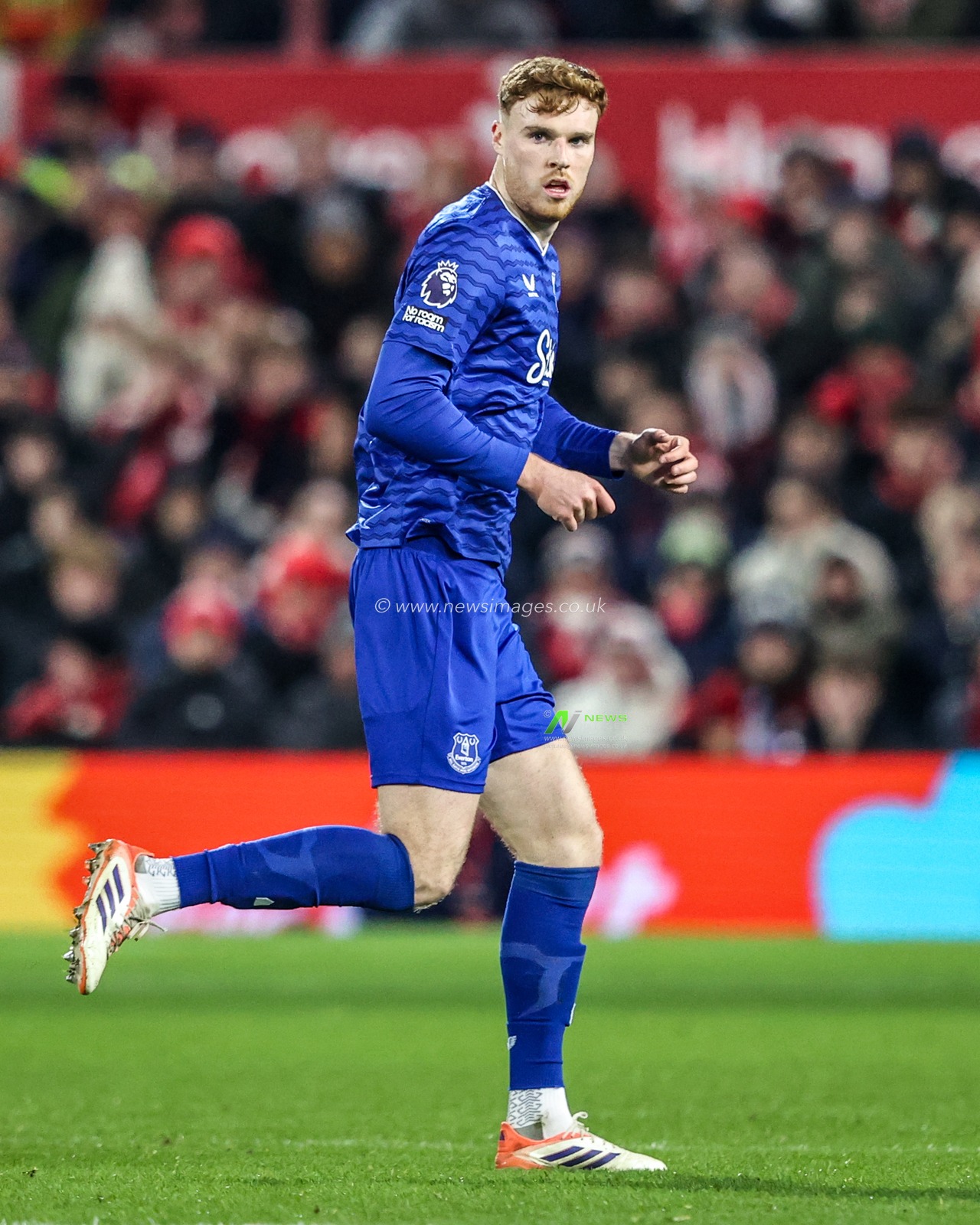 Jake O'Brien of Everton during the Premier League match Nottingham Forest vs Everton at City Ground, Nottingham, United Kingdom, 30th December 2025

(Photo by Alfie Cosgrove/News Images)

*** GER AUT SUI OUT ***