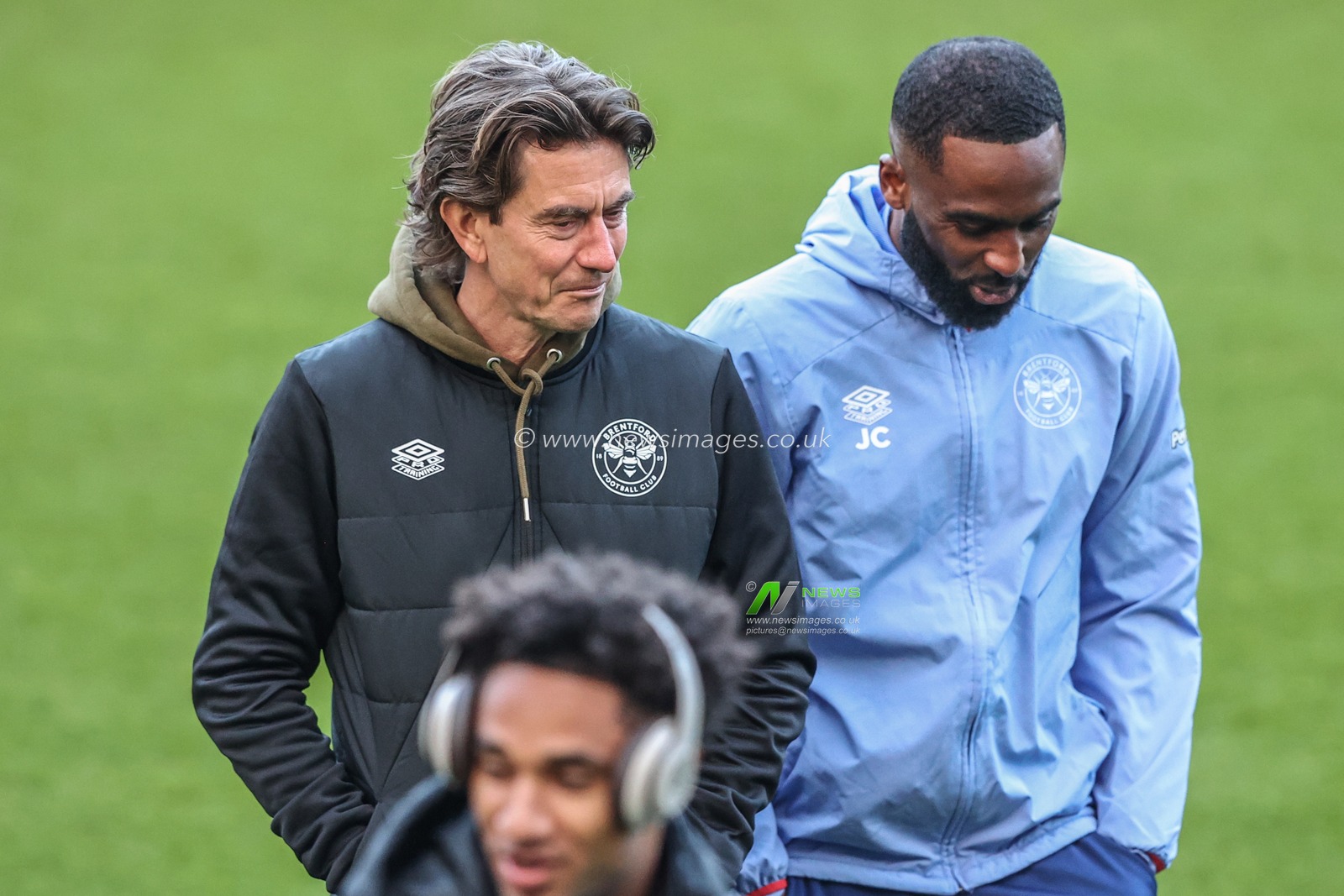 Thomas Frank manager of Brentford arrives during the Premier League match Newcastle United vs Brentford at St. James's Park, Newcastle, United Kingdom, 2nd April 2025

(Photo by Alfie Cosgrove/News Images)