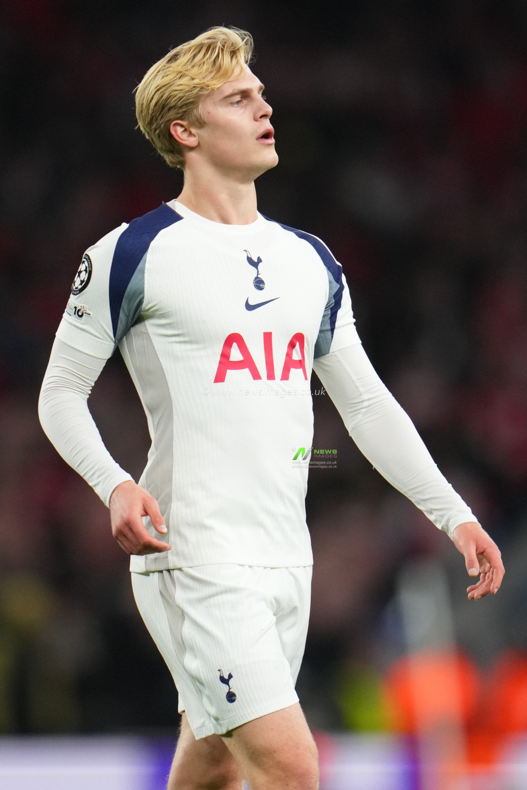 Lucas Bergvall of Tottenham Hotspur during the UEFA Champions League Matchday 6 of 8 Tottenham Hotspur vs Slavia Prague at Tottenham Hotspur Stadium, London, United Kingdom, 9th December 2025

(Photo by Harvey Murphy/News Images)

*** GER AUT SUI OUT ***