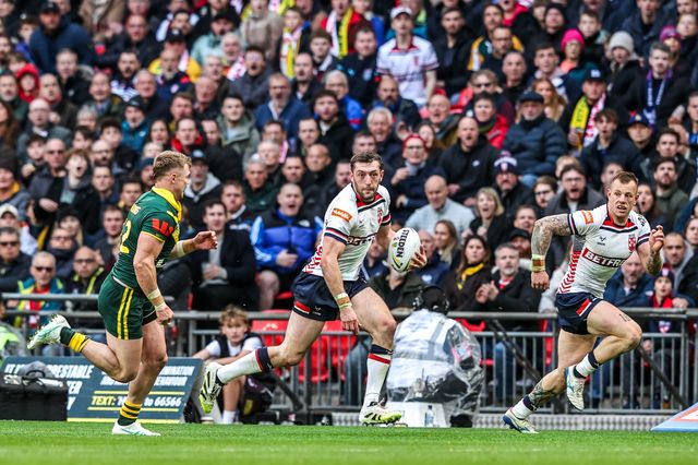 Jake Wardle of England breaks with the ball during the The Ashes Series 2025 England vs Australia at Wembley Stadium, London, United Kingdom, 25th October 2025

(Photo by Alfie Cosgrove/News Images)