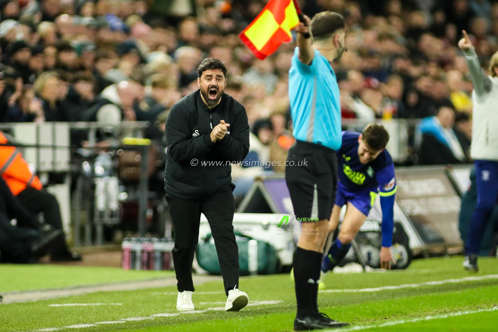 Swansea City Head Coach Vitor Matos reacts during the Sky Bet Championship match Swansea City vs Preston North End at Swansea.com Stadium, Swansea, United Kingdom on 24 February 2026

(Photo by Andrew Lewis/News Images)