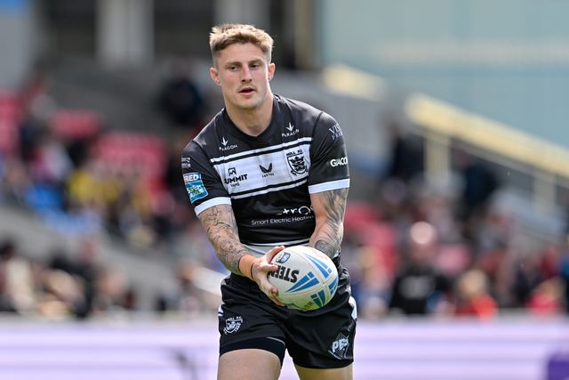 Liam Sutcliffe Hull FC warms up ahead of the Betfred Super League Round 16 match Salford Red Devils vs Hull FC at Salford Community Stadium, Eccles, United Kingdom, 7th July 2024

(Photo by Cody Froggatt/News Images)