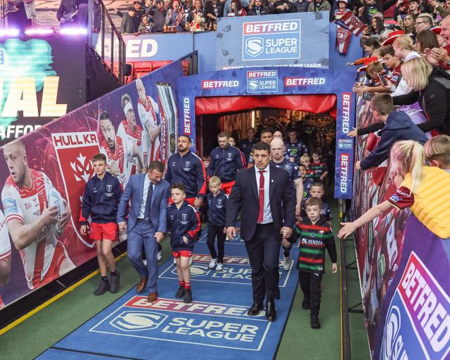 Willie Peters Head Coach of Hull KR and Matt Peet Head Coach of Wigan Warriors lead their teams out during the 2025 Betfred Super League Grand Final Hull KR v Wigan Warriors at Old Trafford, Manchester, United Kingdom, 11th October 2025

(Photo by Mark Cosgrove/News Images)