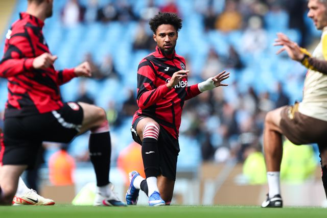 Kevin Schade of Brentford warms up ahead of the Premier League match Manchester City vs Brentford at The City in the Community Etihad Stadium, Manchester, United Kingdom on 09 May 2026

(Photo by Jorge Horsted/News Images)