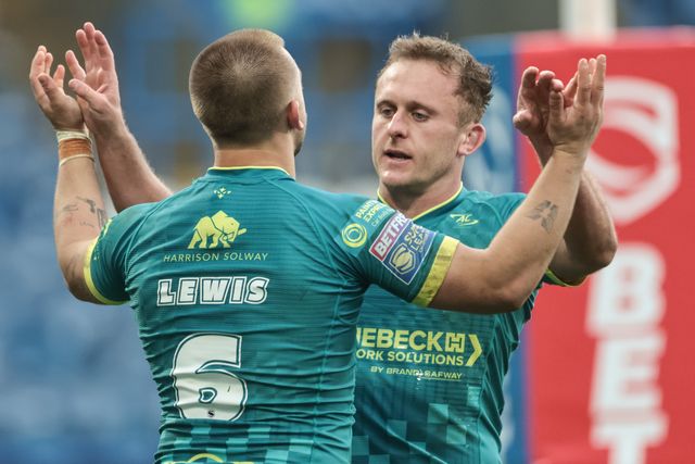 Mikey Lewis of Hull KR celebrates his try with Jez Litten during the Betfred Super League Round 4 match Huddersfield Giants vs Hull KR at Accu Stadium, Huddersfield, United Kingdom on 08 March 2026

(Photo by Mark Cosgrove/News Images)