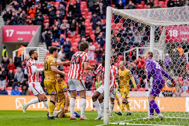 Jesurun Rak-Sakyi of Stoke City celebrates his goal to make it  1-1 during the Sky Bet Championship match Stoke City vs Blackburn Rovers at Bet365 Stadium, Stoke On Trent, United Kingdom on 11 April 2026

(Photo by Maynard Manyowa/News Images)