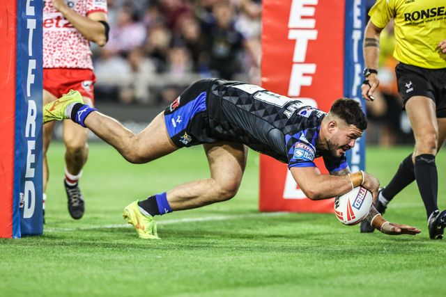 Betfred Super League round 21 Leigh Leopards v Leeds Rhinos